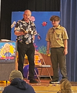 Rick Deezie perms amazing magic for scouts!