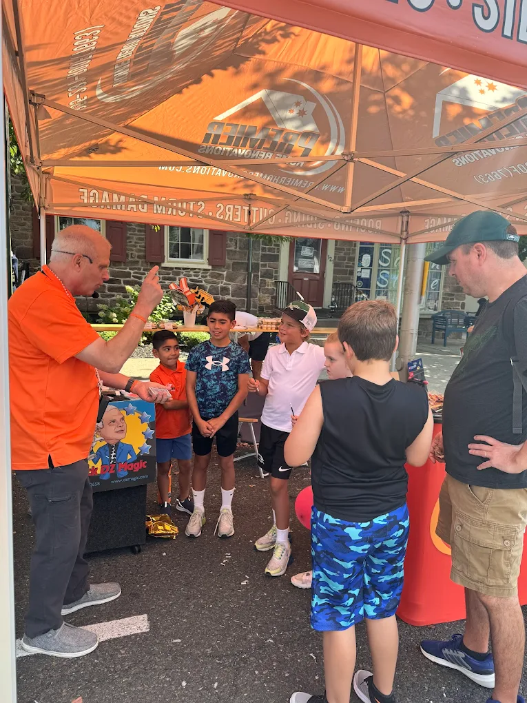Rick Dz performs magic for large group of children in Philadelphia Suburbs